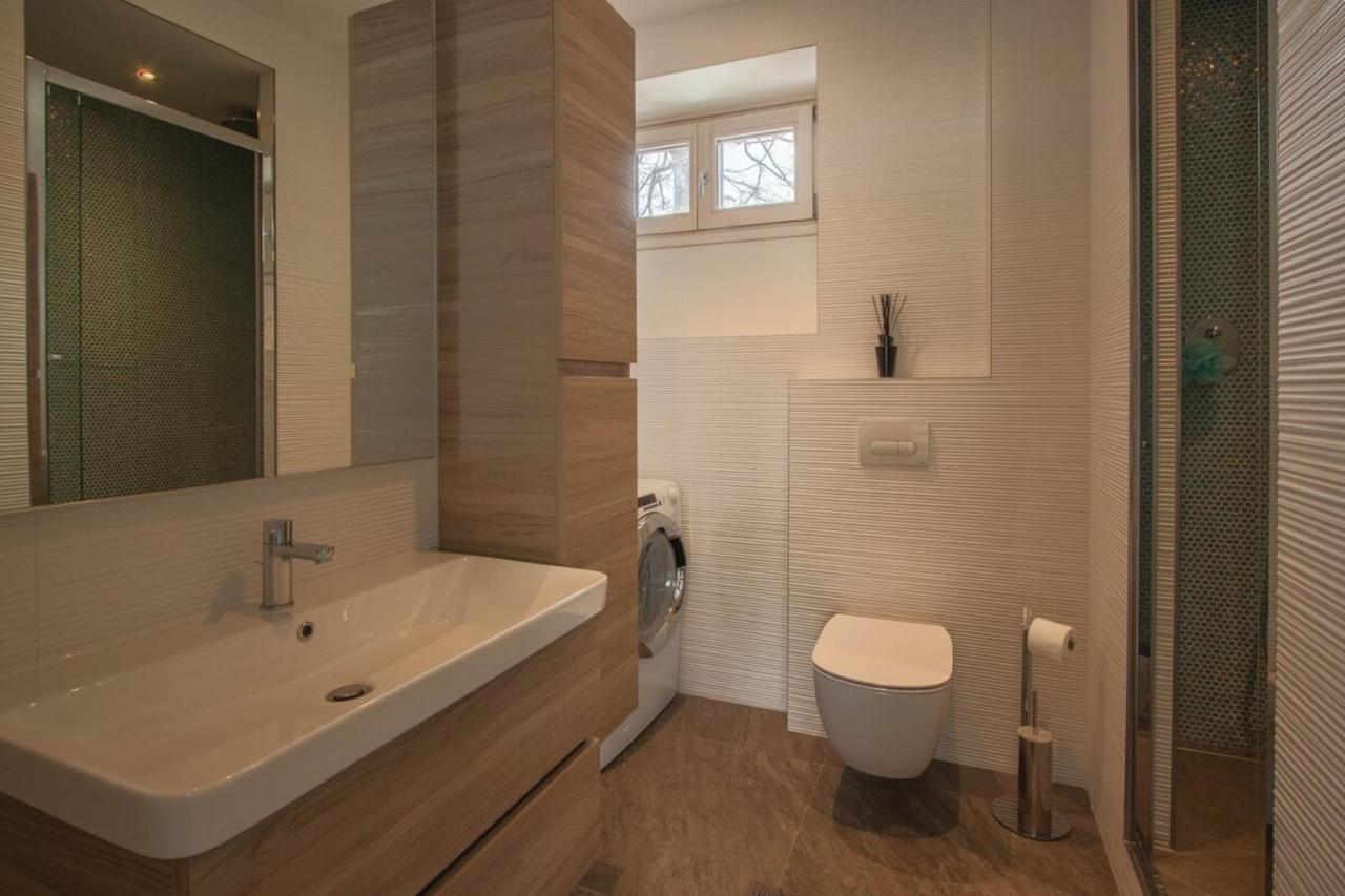 Les Aiguilles- Town Centre Luxury 2 Bedroom Apartment Chamonix Exterior foto